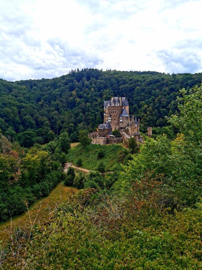 Auszeit Rhein-Mosel Leilighet Waldesch Eksteriør bilde
